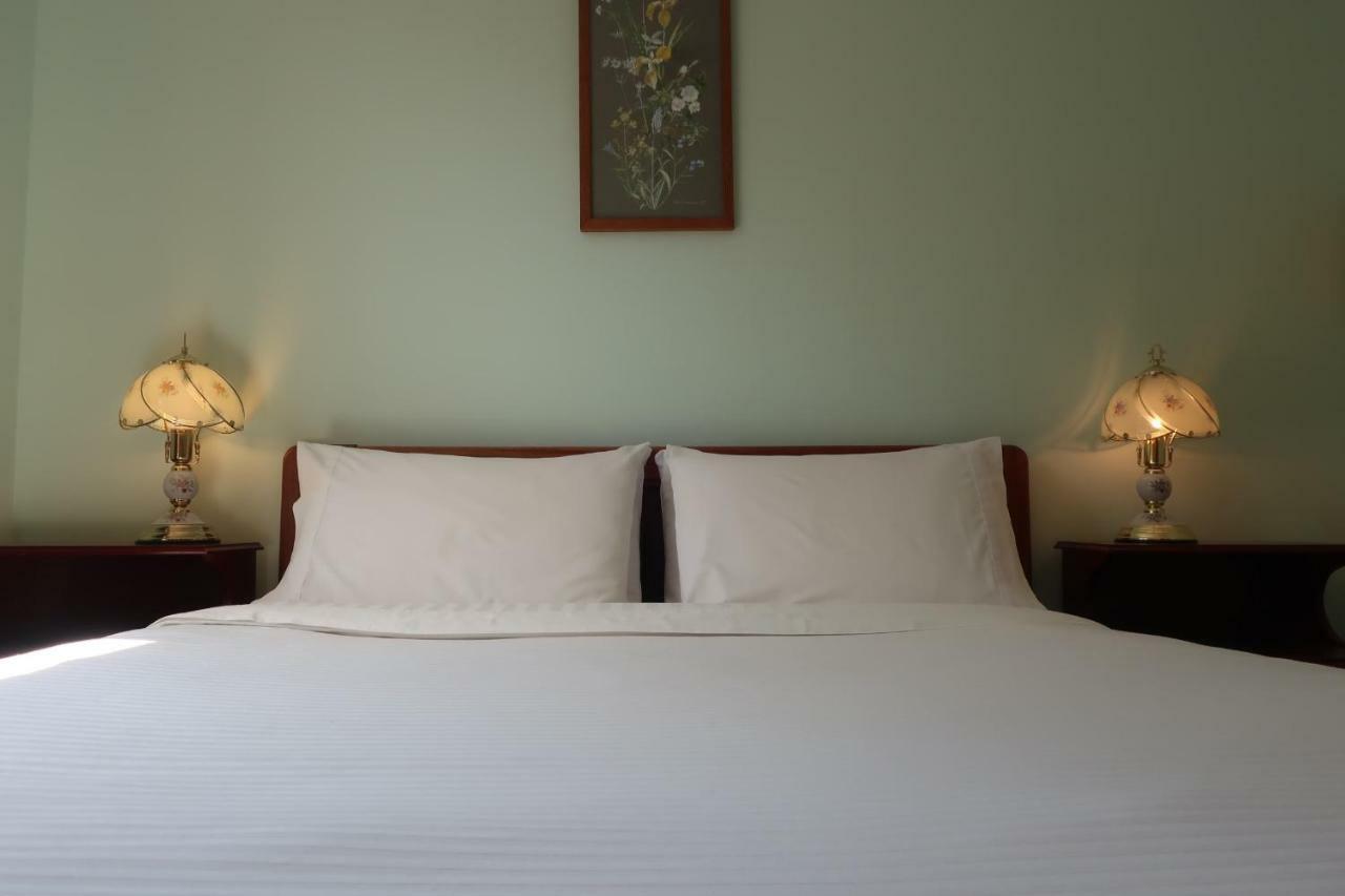 Lilydale Cherry Top Farmstay - Boutique Eco Village מראה חיצוני תמונה