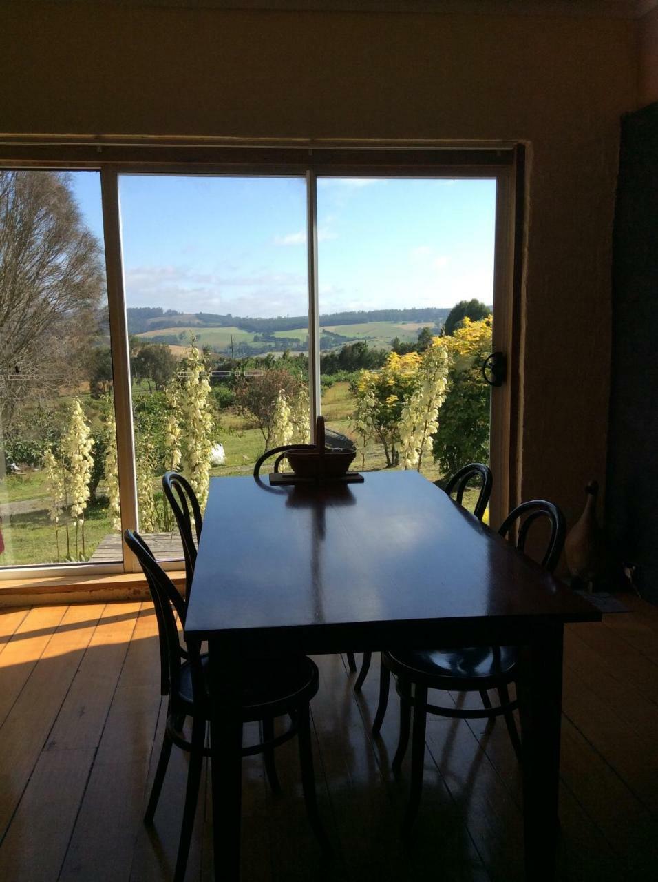 Lilydale Cherry Top Farmstay - Boutique Eco Village מראה חיצוני תמונה
